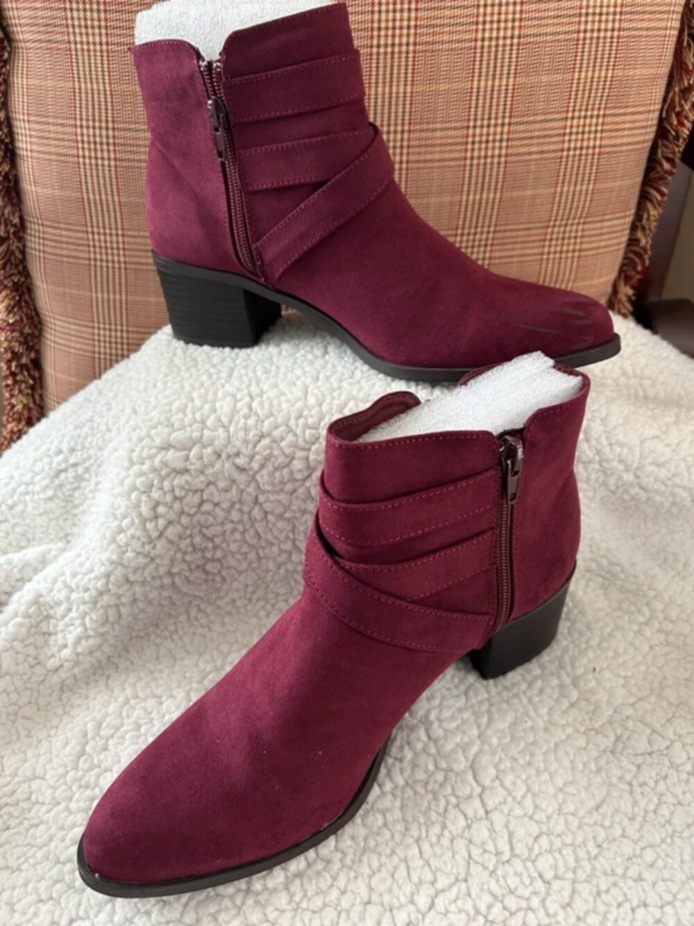 Size 8.5/9 Boots JustFab